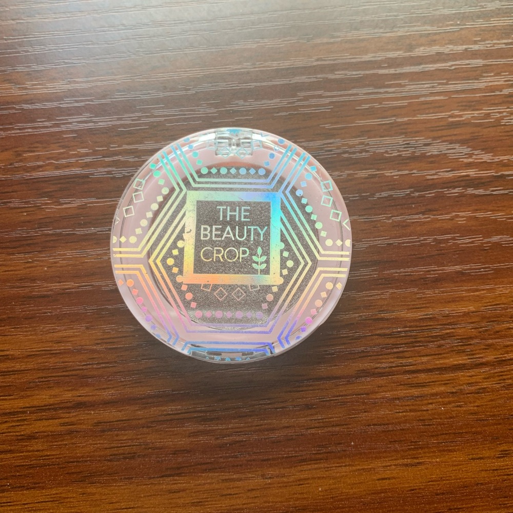 NEW - The Beauty Crop eyeshadow in Halo